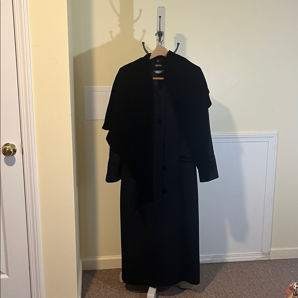 Elegant Black Long Coat